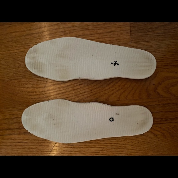 adidas superstars - READ DETAILS FOR FREE SHIPPING - Picture 6 of 7